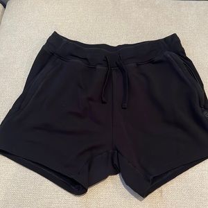 Gymshark sweat black shorts pockets drawstring
